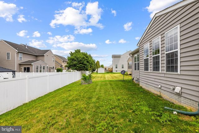 73 THORTON HALL RD, Kearneysville, WV 25430