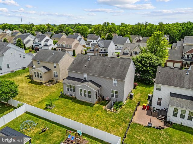 73 THORTON HALL RD, Kearneysville, WV 25430