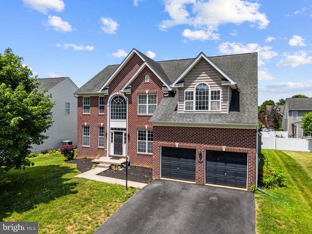 73 THORTON HALL RD, Kearneysville, WV 25430