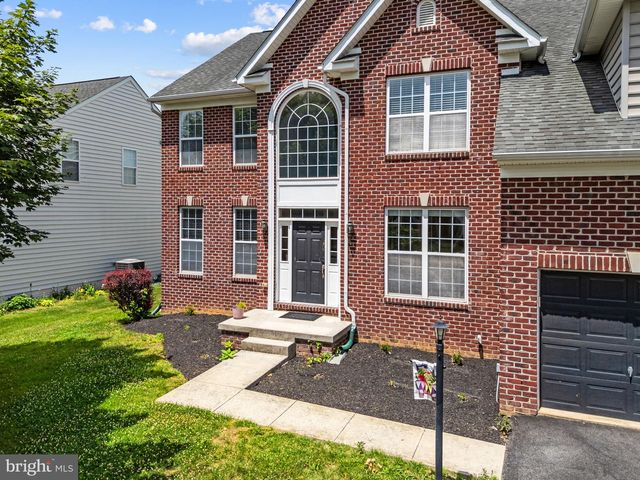 73 THORTON HALL RD, Kearneysville, WV 25430