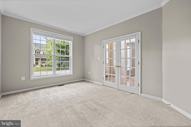 73 THORTON HALL RD, Kearneysville, WV 25430
