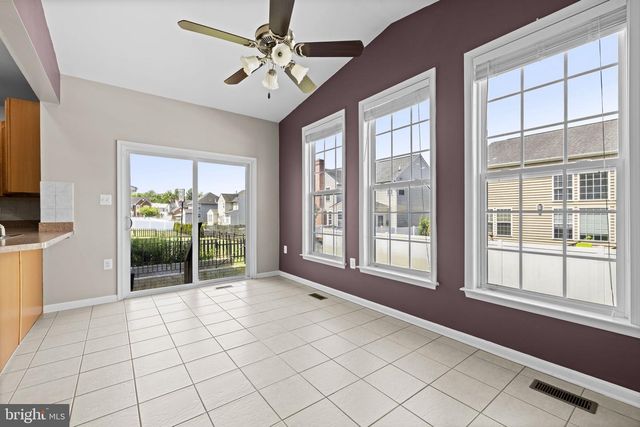 73 THORTON HALL RD, Kearneysville, WV 25430