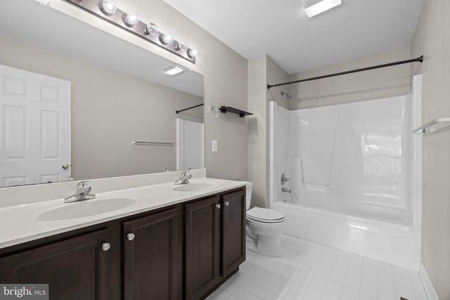 73 THORTON HALL RD, Kearneysville, WV 25430