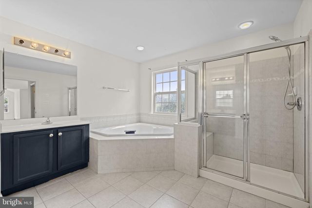 73 THORTON HALL RD, Kearneysville, WV 25430