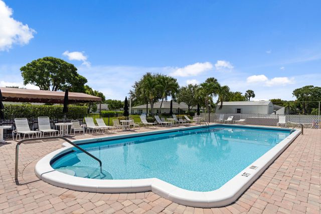 947 Circle Drive C, Delray Beach, FL 33445