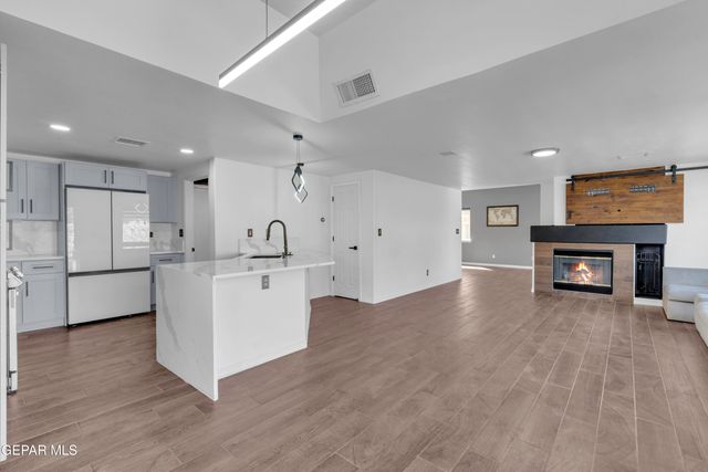 6341 Cougar Ridge Lane, El Paso, TX 79912