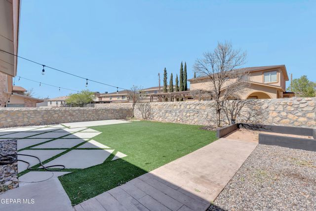 6341 Cougar Ridge Lane, El Paso, TX 79912