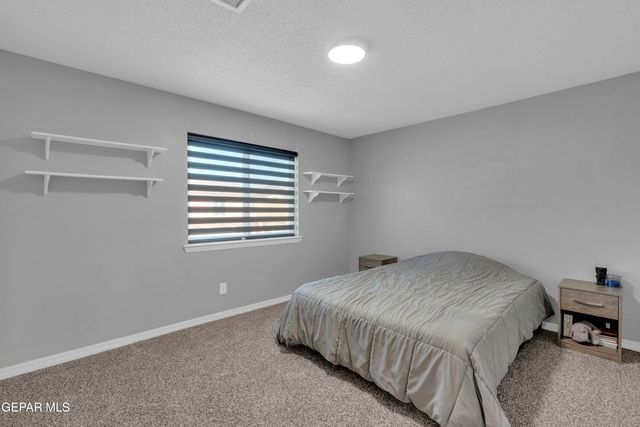 6341 Cougar Ridge Lane, El Paso, TX 79912