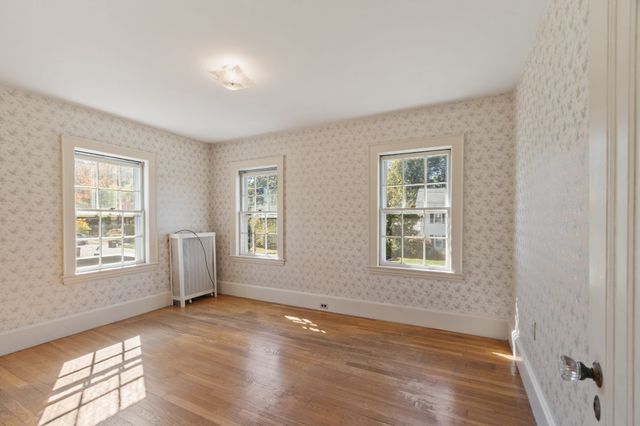 124 Luce Street, Lowell, MA 01852