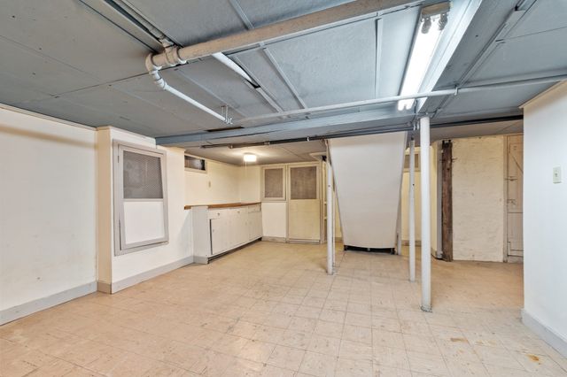 124 Luce Street, Lowell, MA 01852