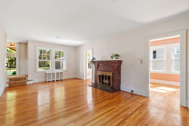 124 Luce Street, Lowell, MA 01852