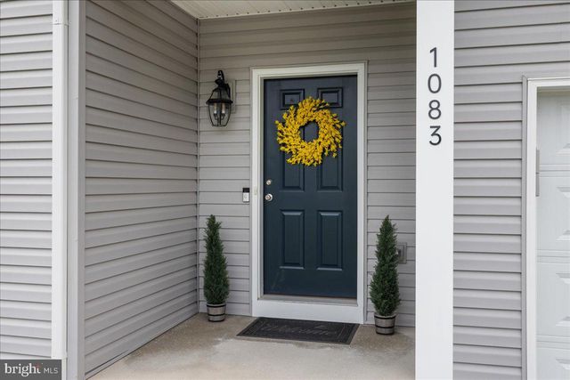 1083 SMYTH LN, Pennsburg, PA 18073
