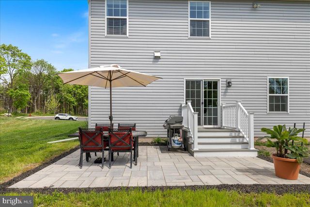 1083 SMYTH LN, Pennsburg, PA 18073