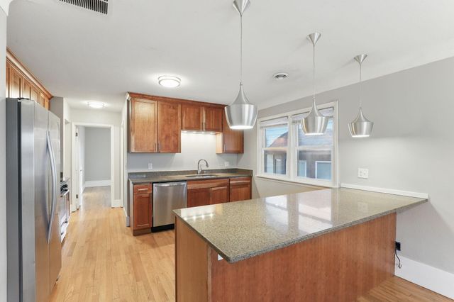 1638 Marshall Avenue, Saint Paul, MN 55104