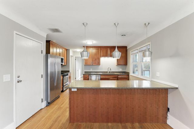 1638 Marshall Avenue, Saint Paul, MN 55104