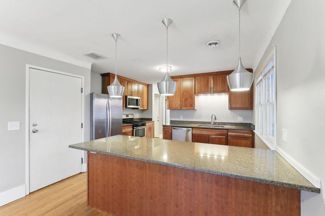 1638 Marshall Avenue, Saint Paul, MN 55104