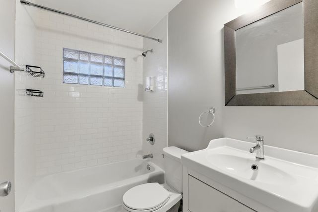 1638 Marshall Avenue, Saint Paul, MN 55104