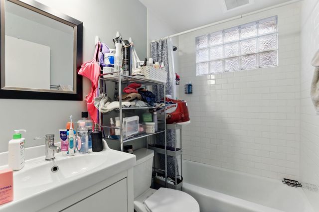 1638 Marshall Avenue, Saint Paul, MN 55104