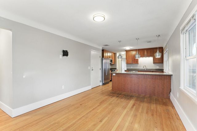 1638 Marshall Avenue, Saint Paul, MN 55104