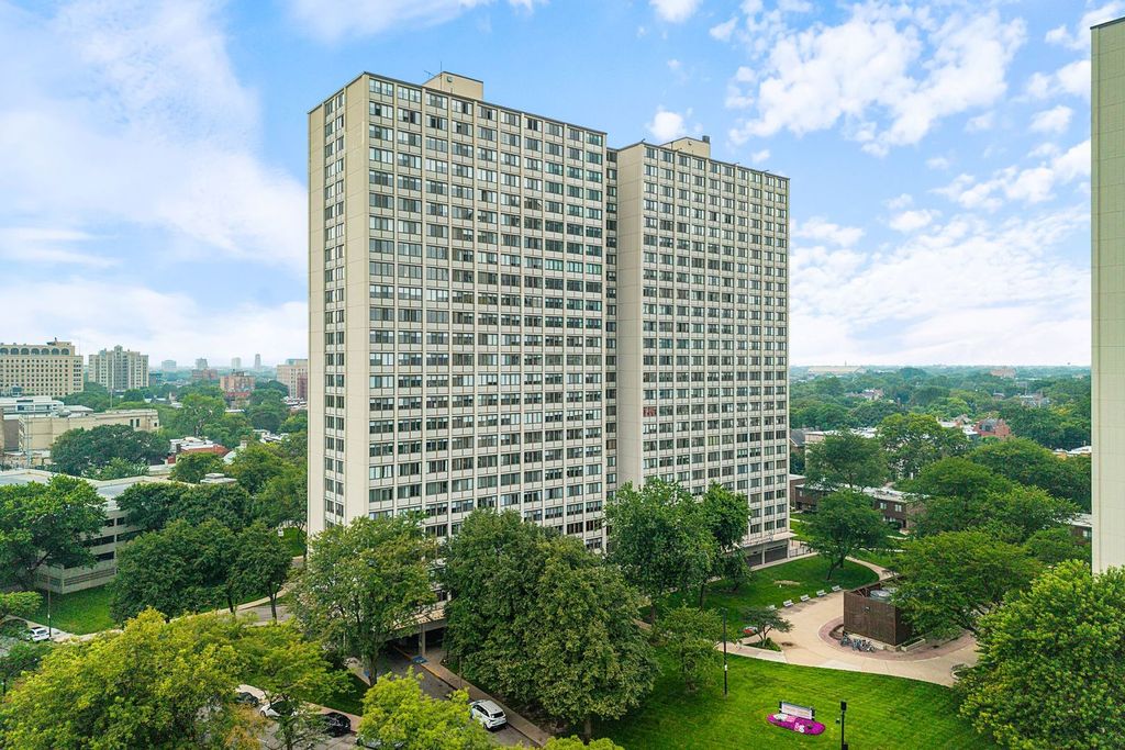 4850 S Lake Park Avenue 903, Chicago, IL 60615