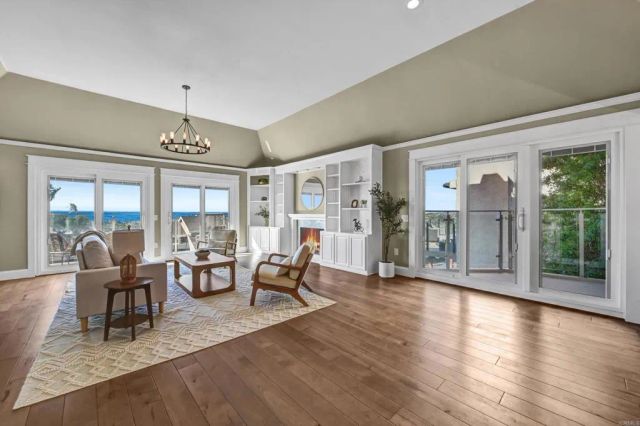 1760 Gascony Road, Encinitas, CA 92024