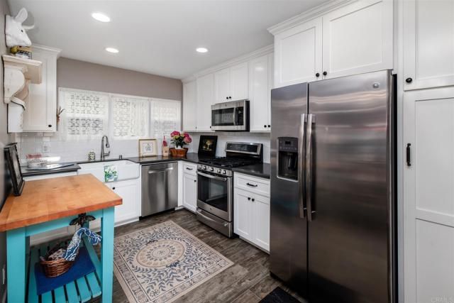 821 San Juan Place, San Diego, CA 92109