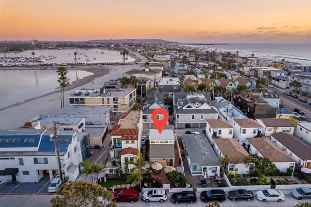 821 San Juan Place, San Diego, CA 92109