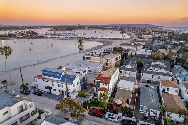 821 San Juan Place, San Diego, CA 92109