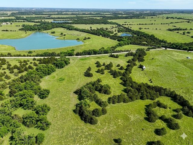 1829 County Road 2935, Dodd City, TX 75438