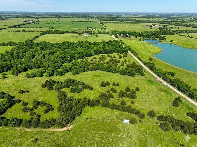 1829 County Road 2935, Dodd City, TX 75438