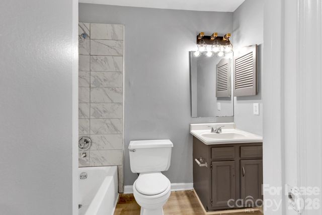 6315 Windsor Gate Lane, Charlotte, NC 28215