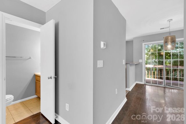 6315 Windsor Gate Lane, Charlotte, NC 28215
