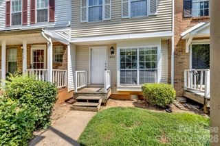 6315 Windsor Gate Lane, Charlotte, NC 28215