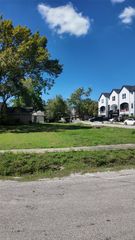 6802 England Street, Houston, TX 77021
