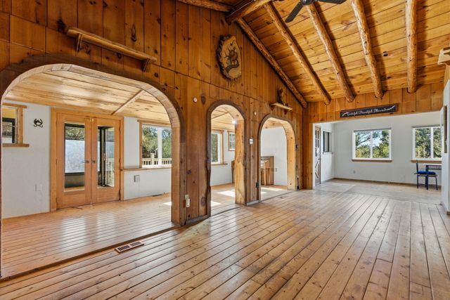 106 Anaya Road, Tijeras, NM 87059