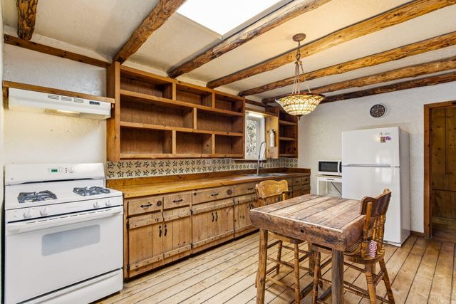 106 Anaya Road, Tijeras, NM 87059