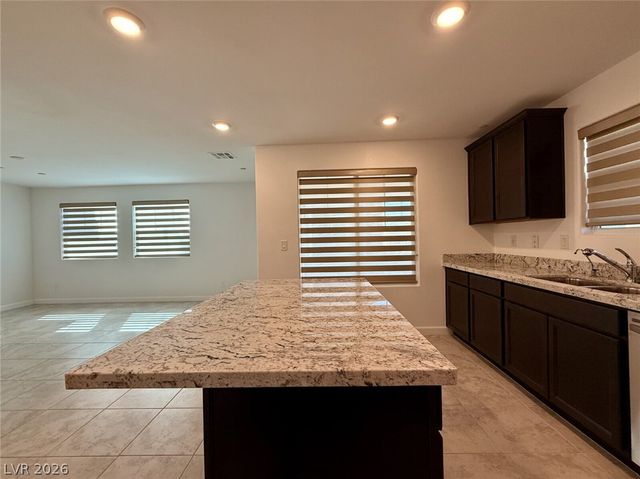 717 Pickled Pepper Place, Henderson, NV 89011