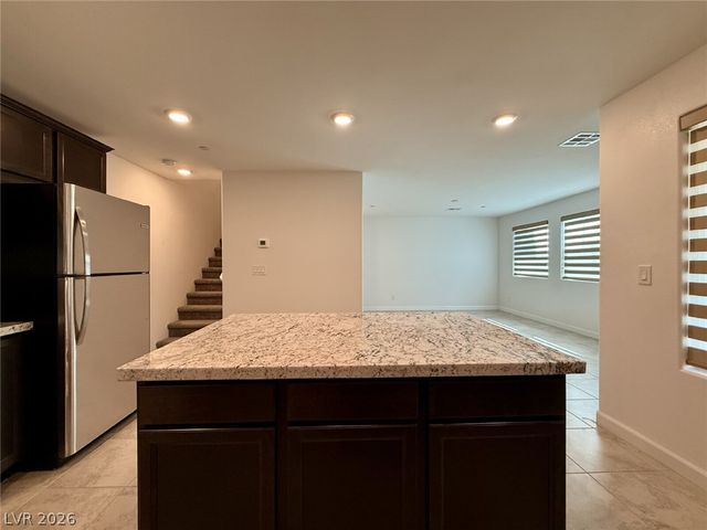 717 Pickled Pepper Place, Henderson, NV 89011