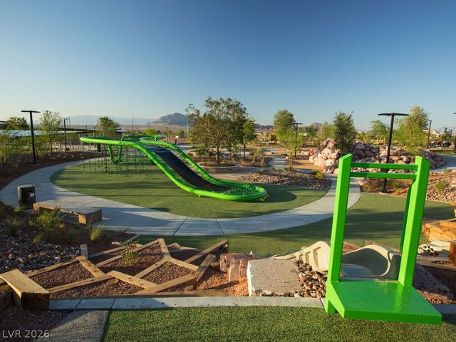 717 Pickled Pepper Place, Henderson, NV 89011