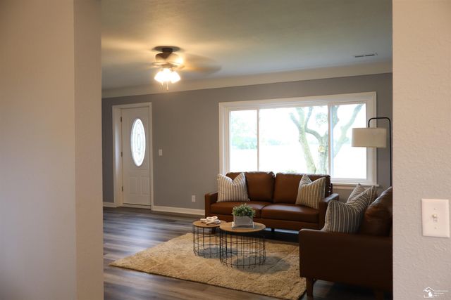 163 E Sterns Road, Temperance, MI 48182