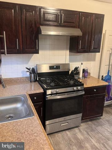 221 LINTON ST, Philadelphia, PA 19120