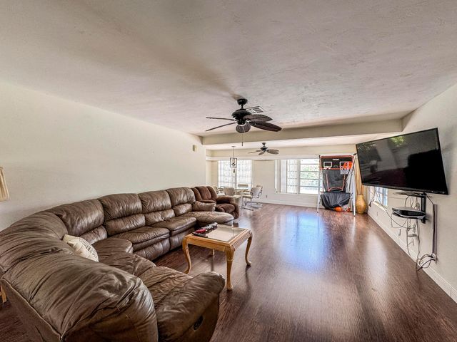 1326 Lake Erie Drive, Lake Worth, FL 33461