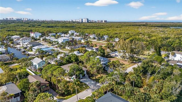 750 Park AVE, Naples, FL 34110