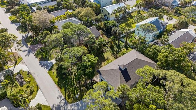 750 Park AVE, Naples, FL 34110