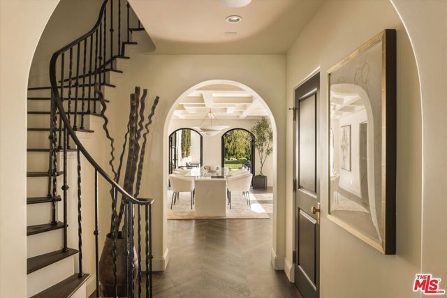 134 N Mccadden Place, Los Angeles, CA 90004