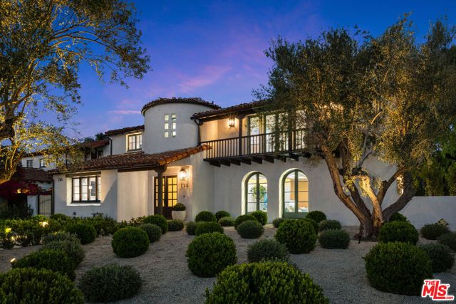 134 N Mccadden Place, Los Angeles, CA 90004