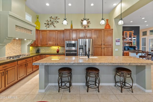 12519 W BAJADA Road, Peoria, AZ 85383