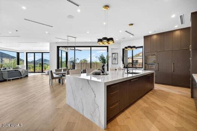 7903 N 54TH Place, Paradise Valley, AZ 85253