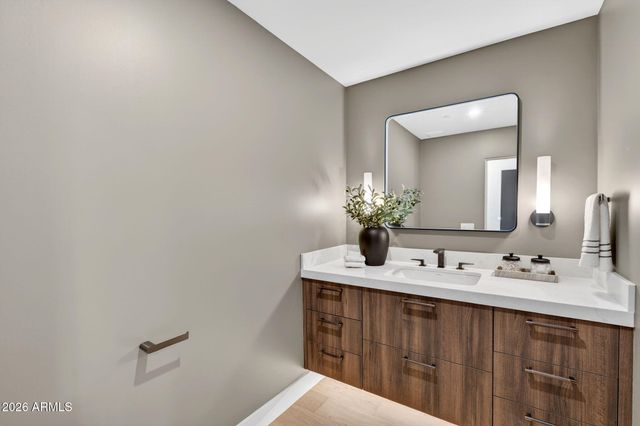 7903 N 54TH Place, Paradise Valley, AZ 85253
