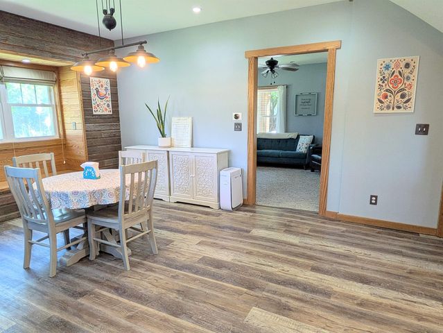 708 Highland Ave, Salina, KS 67401